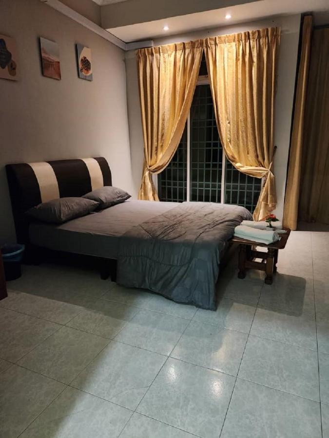 Galaxy Guest Home By Ipoh Maju Stay Esterno foto