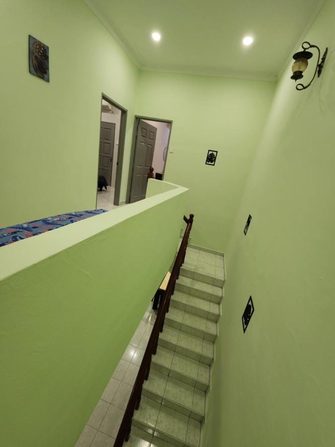 Galaxy Guest Home By Ipoh Maju Stay Esterno foto
