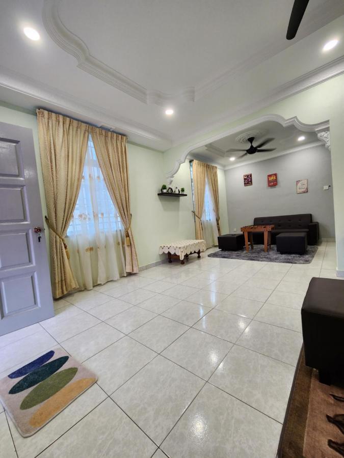 Galaxy Guest Home By Ipoh Maju Stay Esterno foto