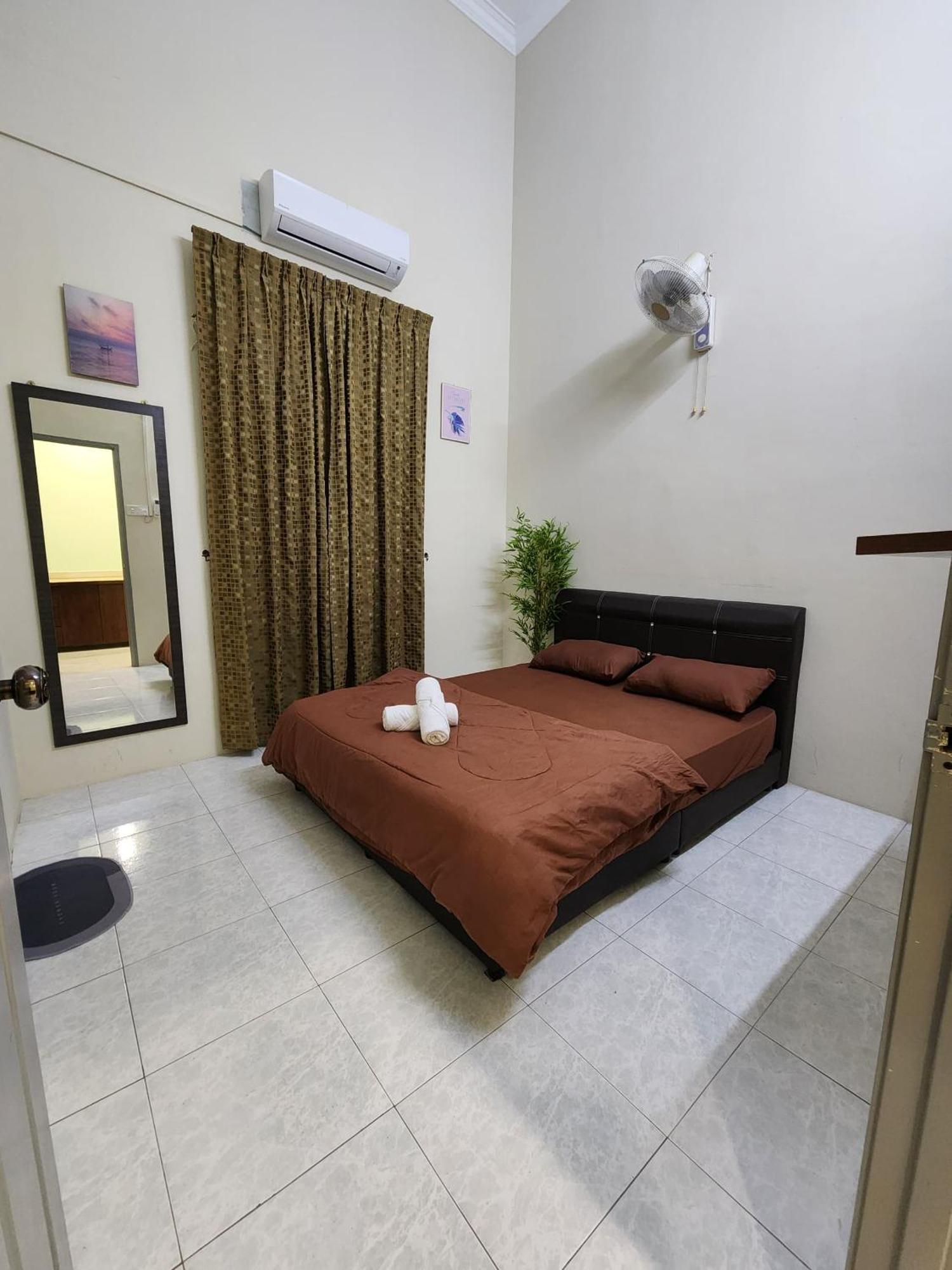 Galaxy Guest Home By Ipoh Maju Stay Esterno foto